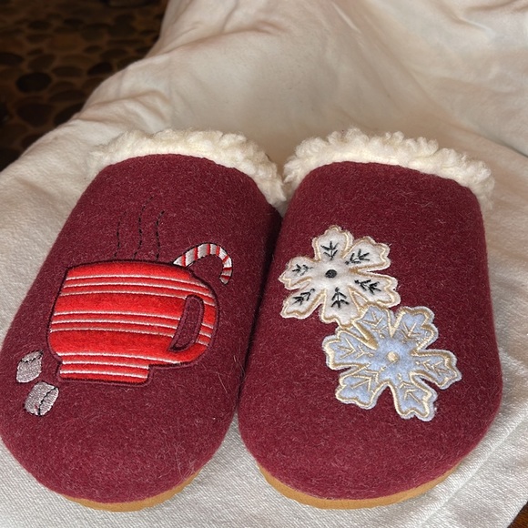 Lands' End Women's Felt Scuff Slippers Embroidered Soft Sherpa Lined sz 7 - Picture 12 of 12